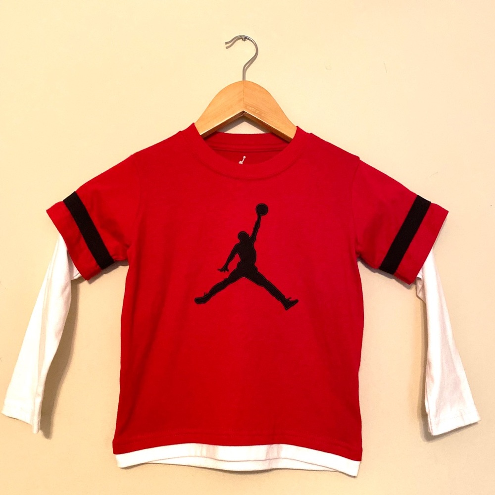Nike Air Jordan long sleeve shirt 3T